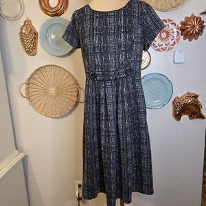 Vintage 90s Y2K Sz 10 Robbie Bee Fit and Flare Black and White Patterned Dress